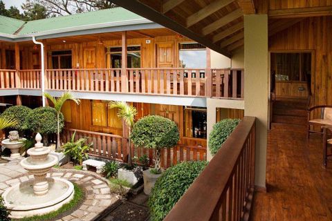 Hotel and Restaurant De Lucia Inn Monteverde Costa Rica